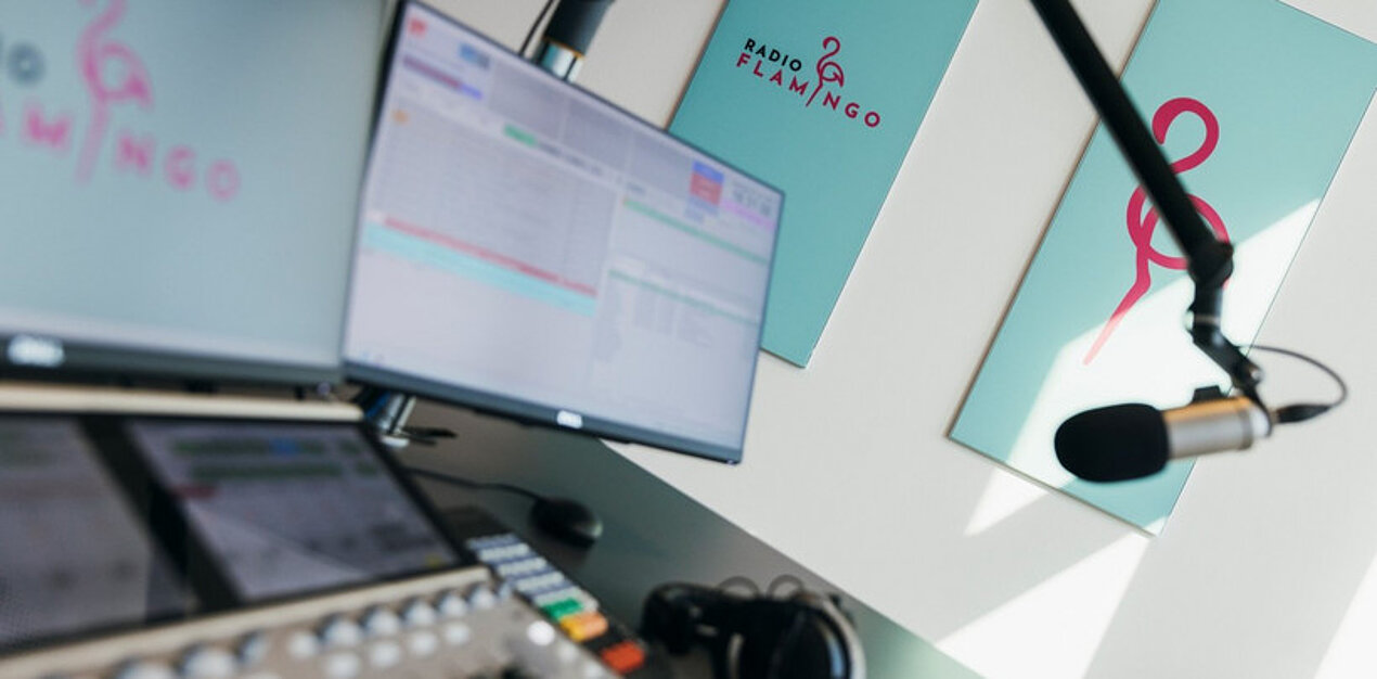 DAB+: Radio Flamingo ab sofort österreichweit empfangbar Studio von Radio Flamingo