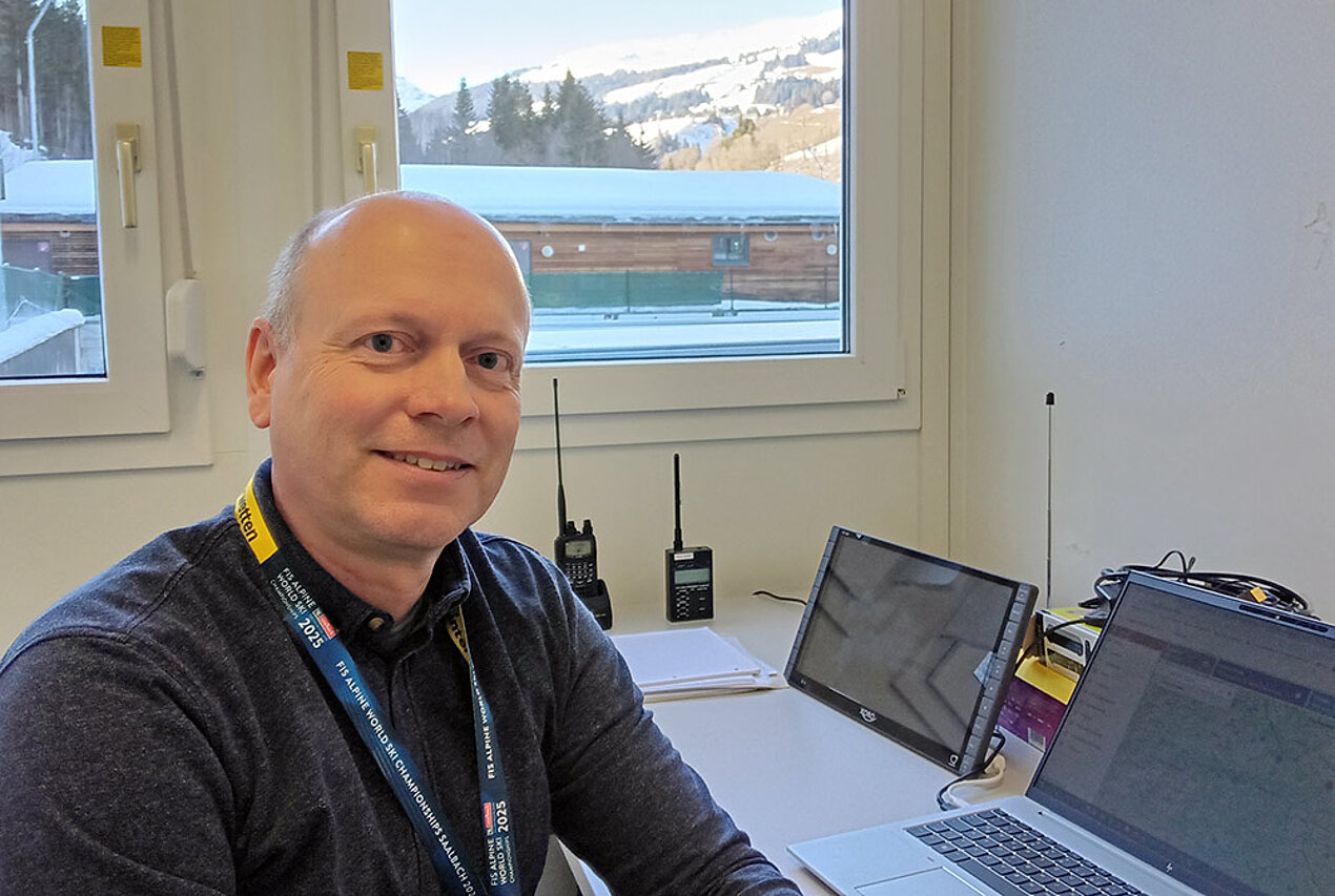 ORS und die Ski-WM: Koordination von 400 TV-Frequenzen sichert professionelle Fernsehbilder in aller Welt Sendetechniker