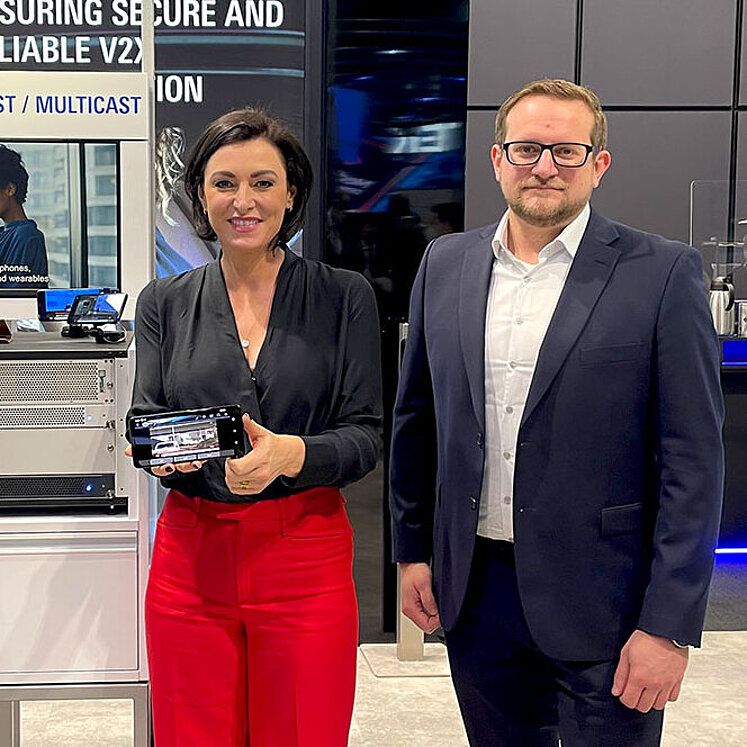 Peter Riedel, Elisabeth Köstinger and Johann Mika bei MWC Barcelona