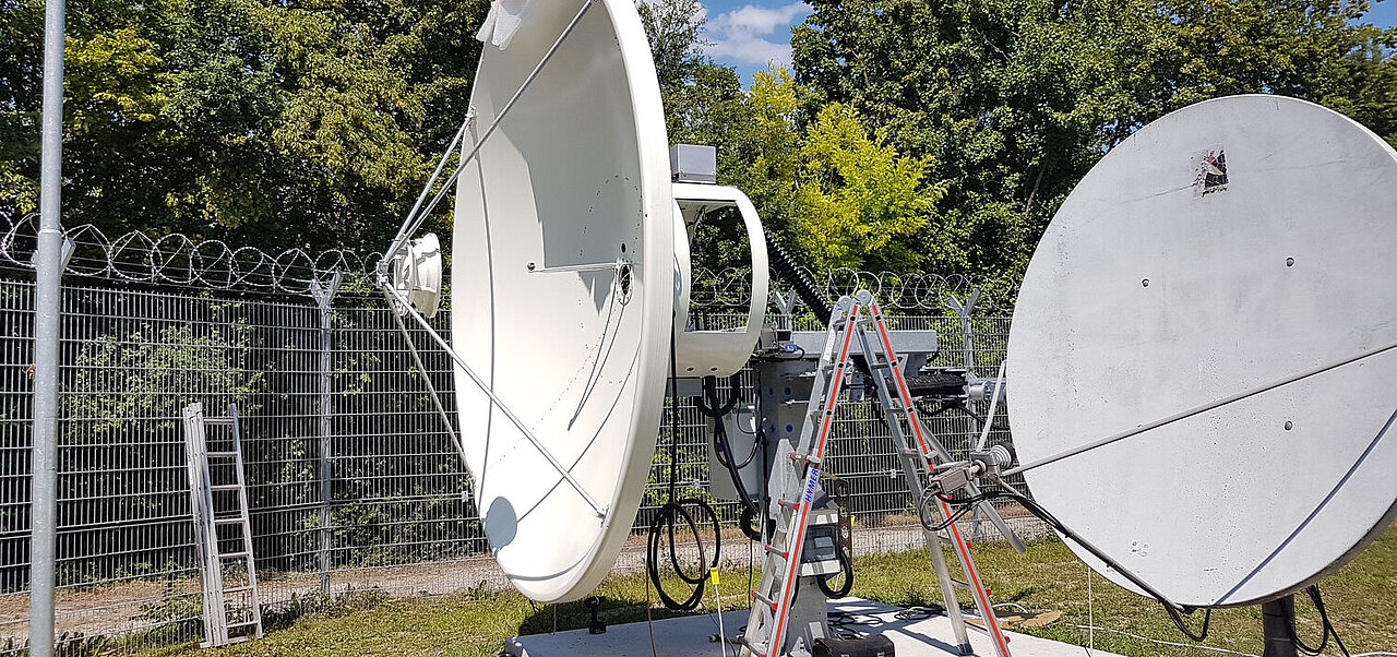 Uplink-Antenne-Satellit