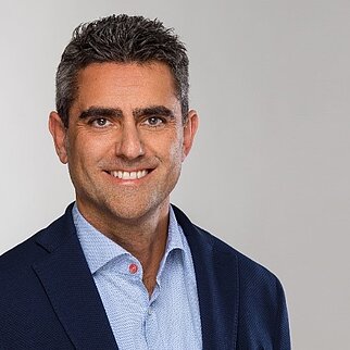 Philipp Dainese - Geschäftsführer simpliTV