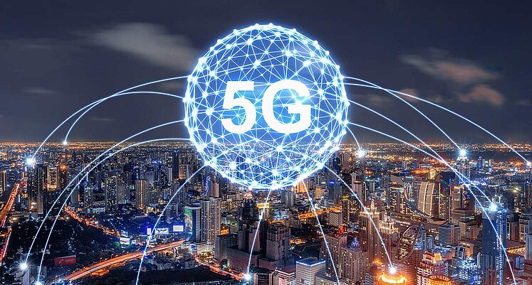 global 5G Broadcast initiative 5G Logo over Skyline
