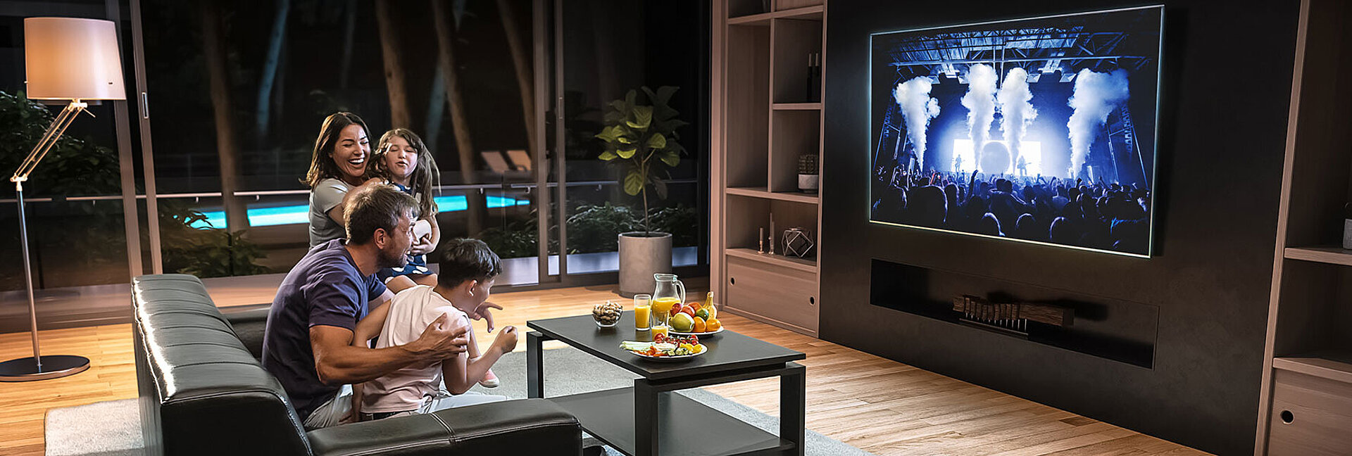 ORS: Digital antenna television for the whole of Austria family watching TV